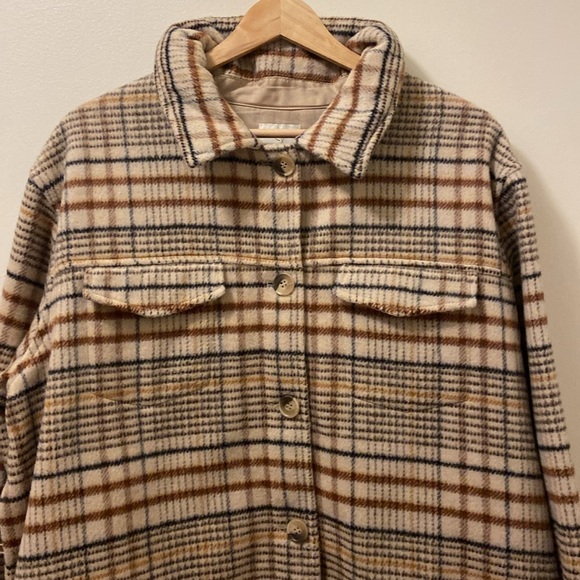 Flannel Jacket - Picture 2 of 8